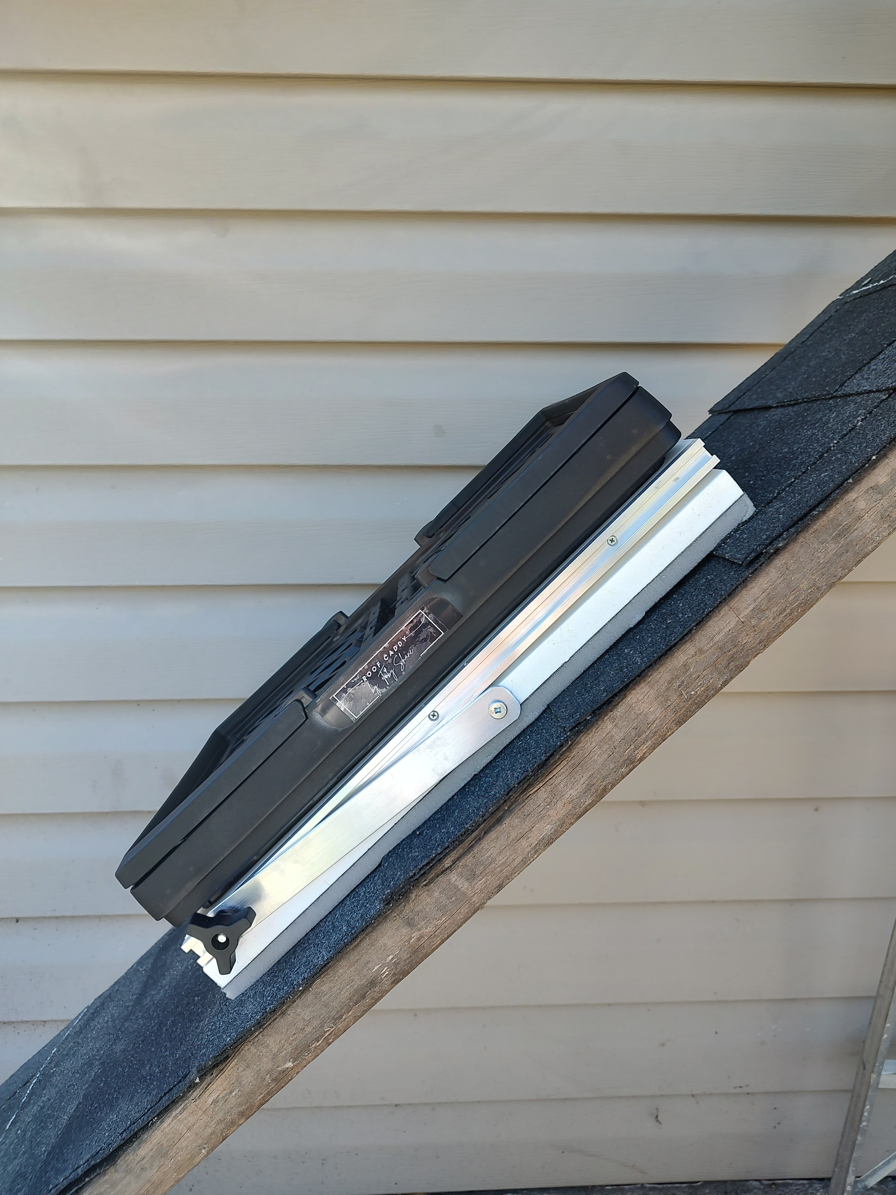 Roof Caddy by Toby Shane