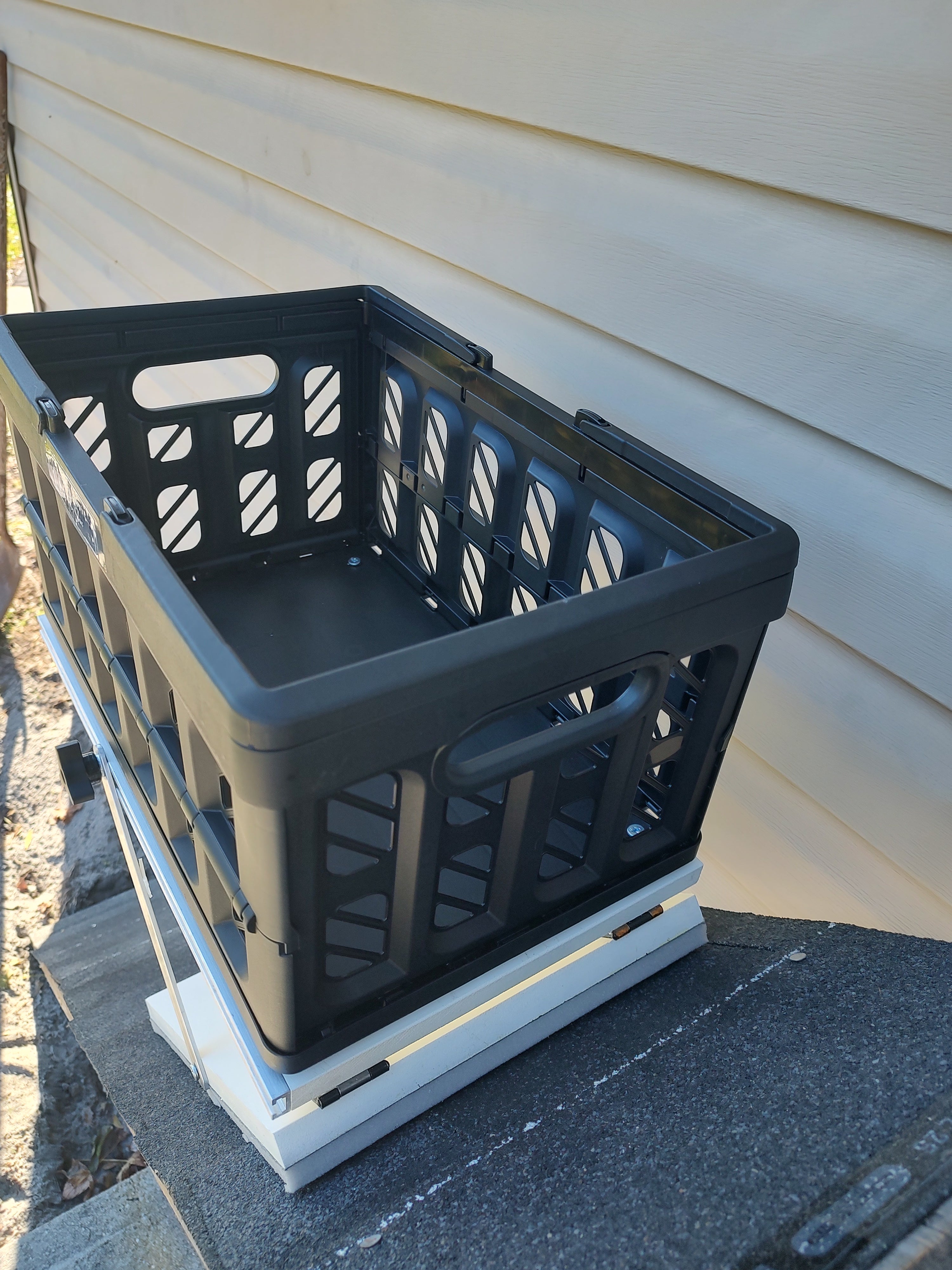 Roof Caddy by Toby Shane