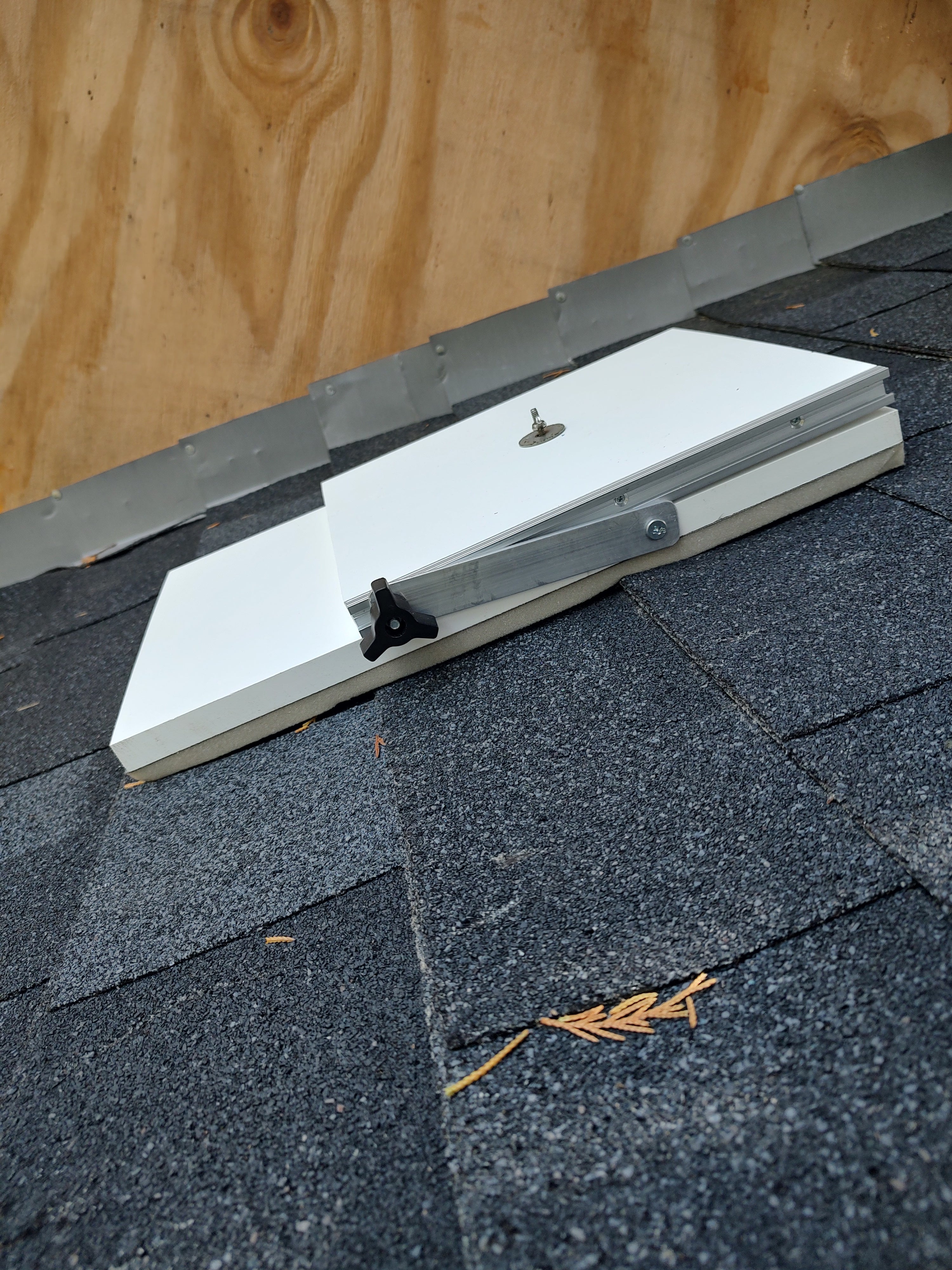 Roof Caddy by Toby Shane