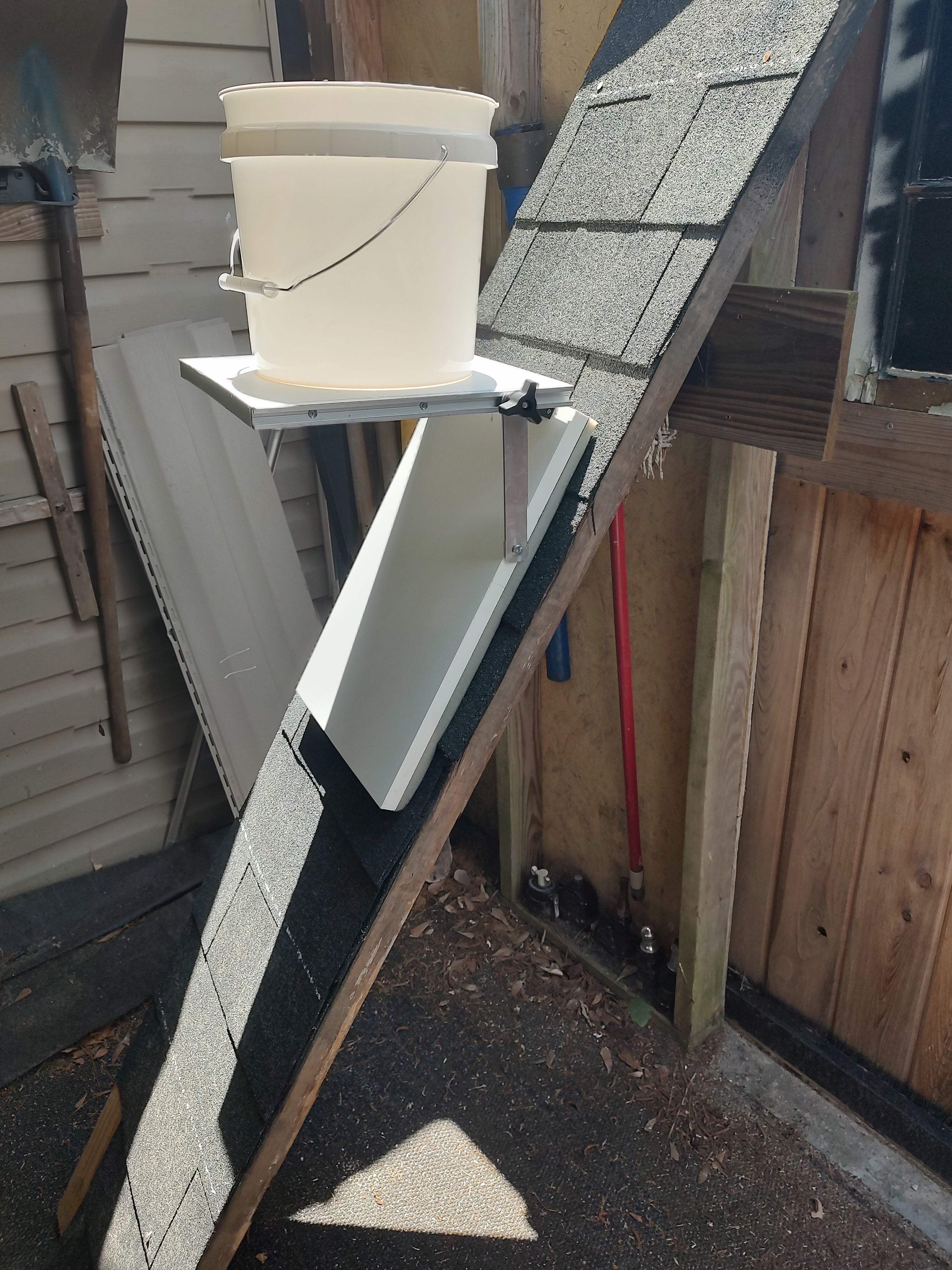 Roof Caddy by Toby Shane